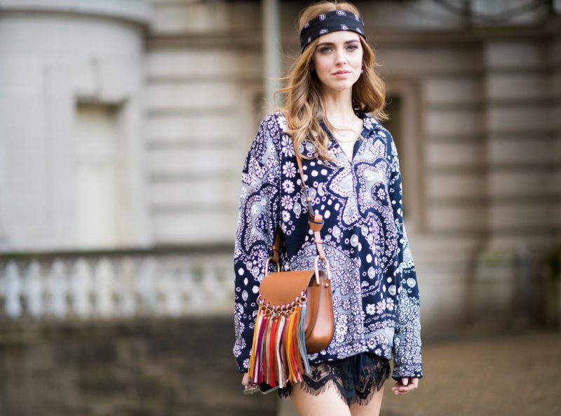 Váy hoa xinh đón hè rực rỡ, cho bạn gái tự tin xuống phố